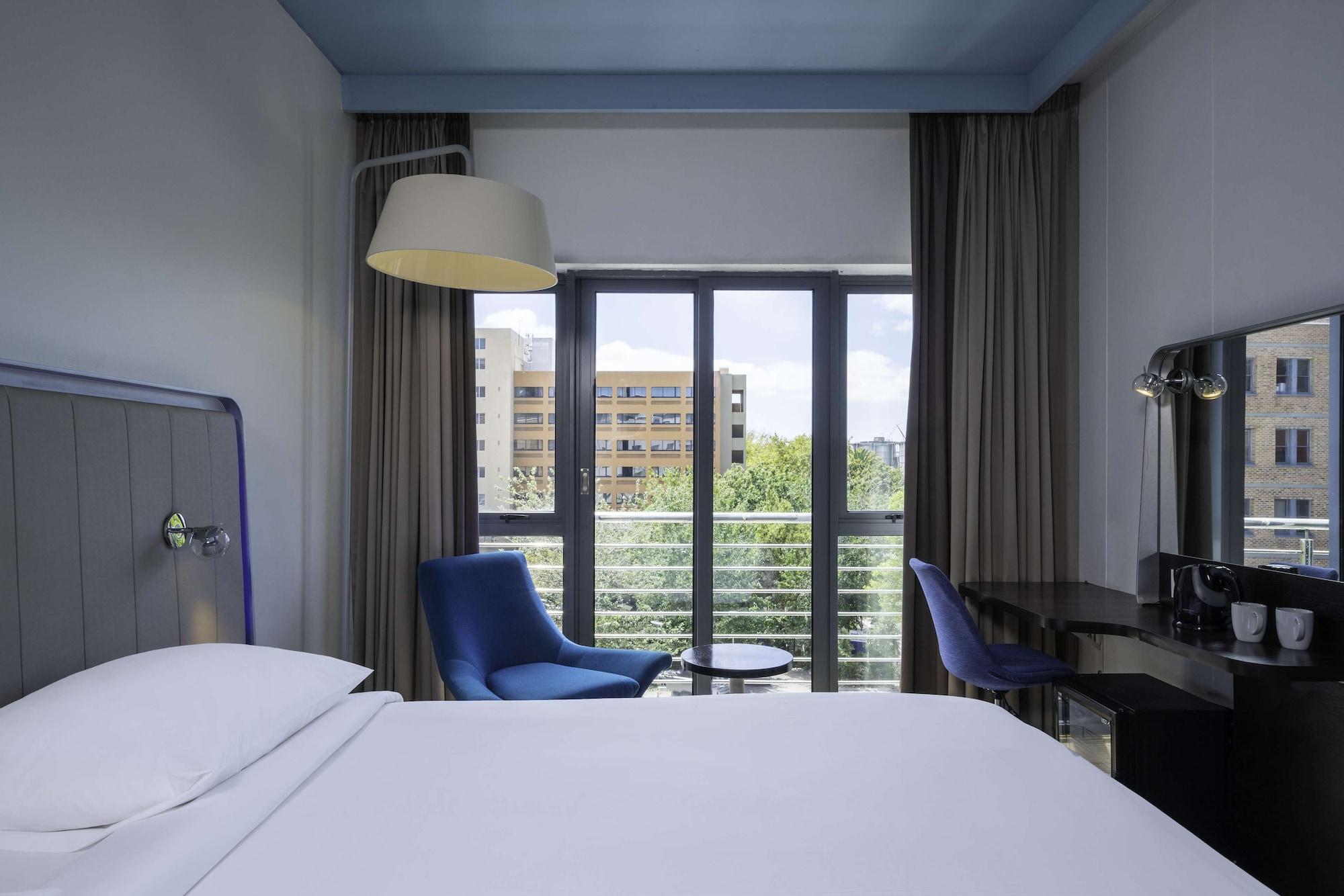 Park By Radisson Newlands 3*